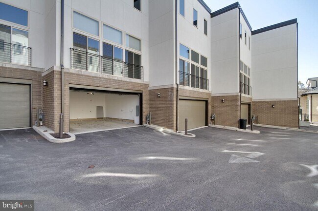Foto del edificio - 312 Green Ln
