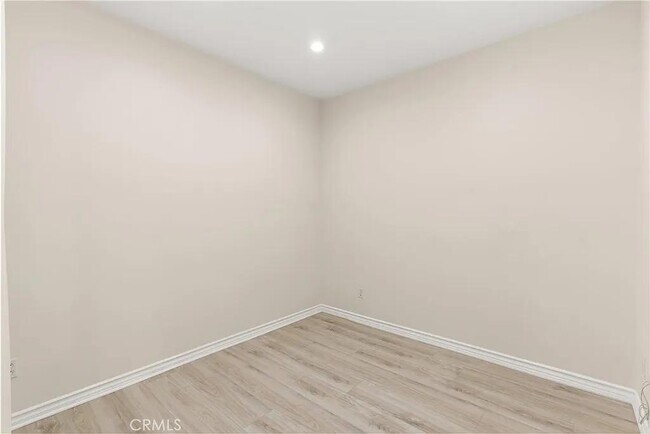 Foto del edificio - 2243 Martin