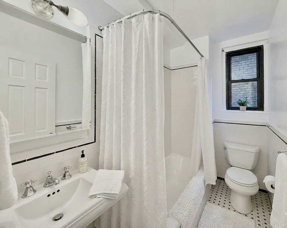 Foto del edificio - 128 E 56th St