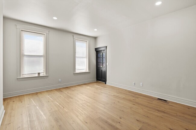 Foto del edificio - 2317 Indiana Ave