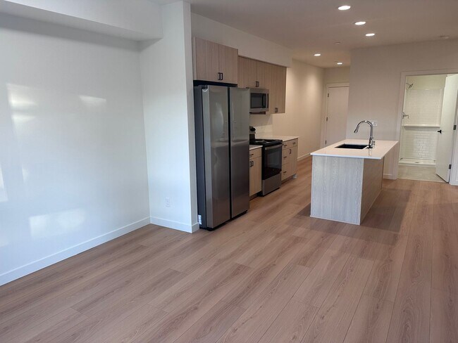 Foto del edificio - Live Easy Colby Heights, Brand new apartments!