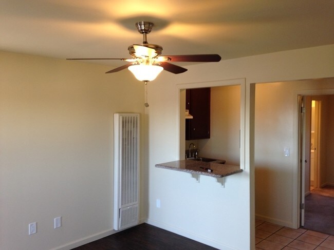 Sala de estar - 16925 Prairie Ave