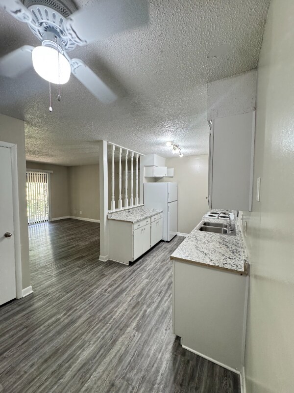 Building Photo - 4601 Packard Dr