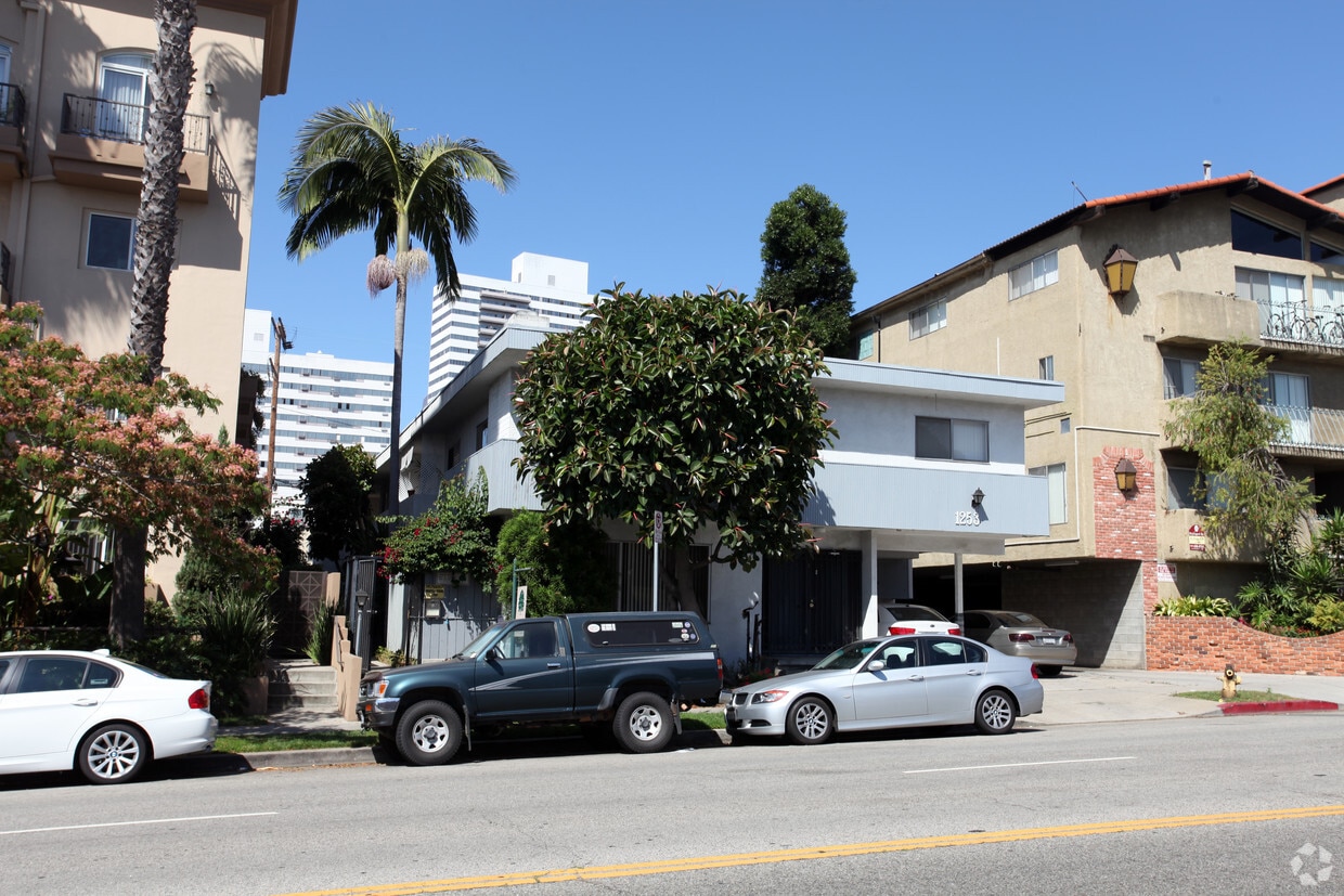 Building Photo - 1253 Federal Ave