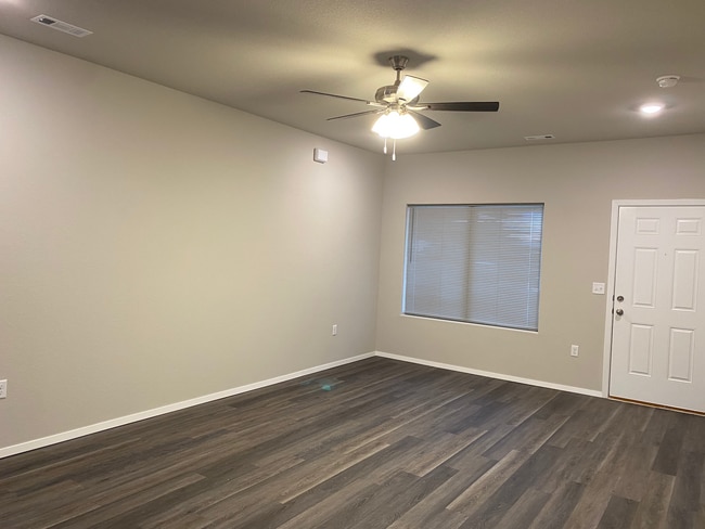 Foto del edificio - 2933 W Obsidian St