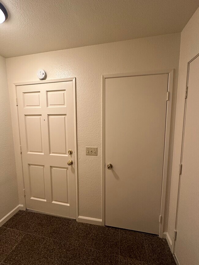 701 Summerwood Ln, Lompoc, CA 93436 Townhome Rentals in Lompoc CA