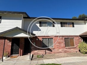 Building Photo - 1410 Douglas Ave