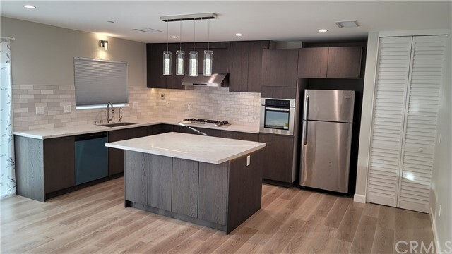 Building Photo - 2525 Midwickhill Dr