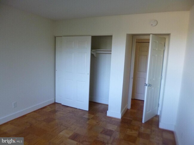 Foto del edificio - 4410 Oglethorpe St