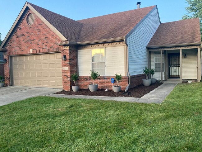 Foto del edificio - 10792 Bay Ln