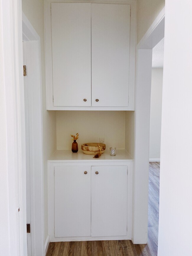 Hallway storage. Plenty of cabinet space. - 11925 Grevillea Ave