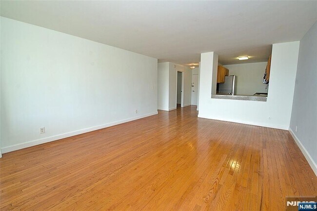 Foto del edificio - 1203 River Rd