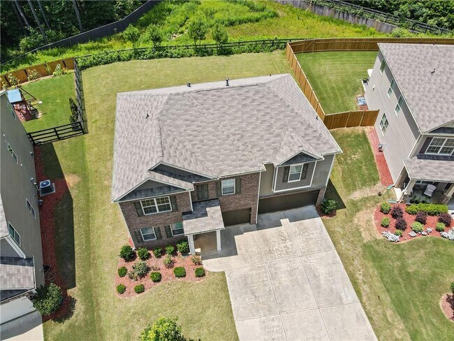 Foto del edificio - 6325 Pine Bluff Dr