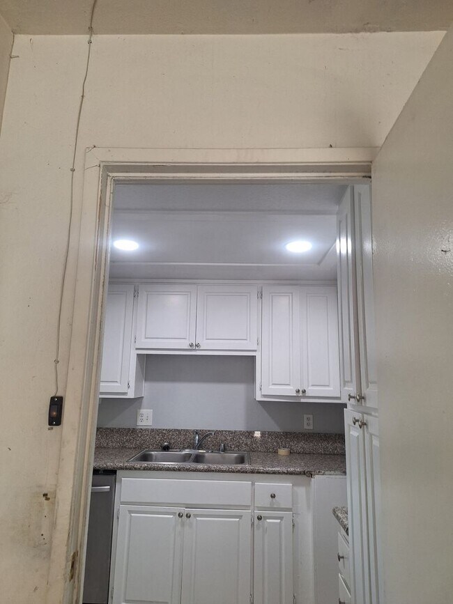 Foto del edificio - Move in Special 2 bedroom unit