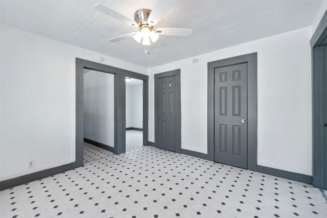 Foto del edificio - 2217 Stevens St