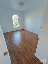 Building Photo - 1411 Saddle Dr