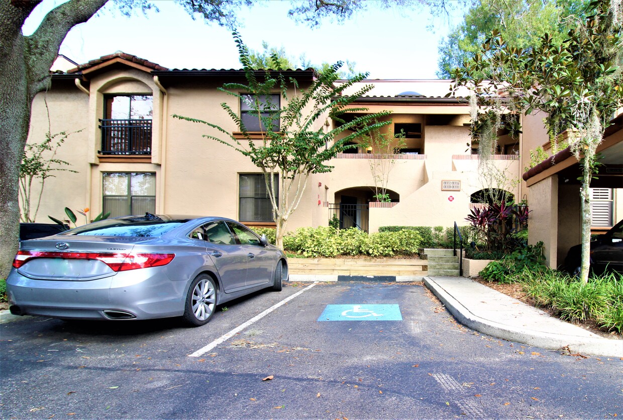 Primary Photo - 1225 Salerno Ct