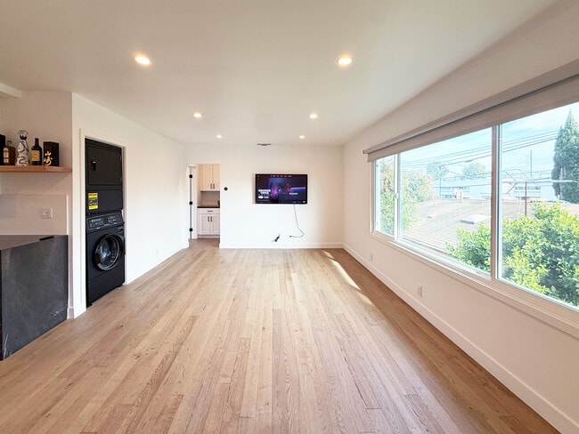 Foto del edificio - 1756 Franklin St