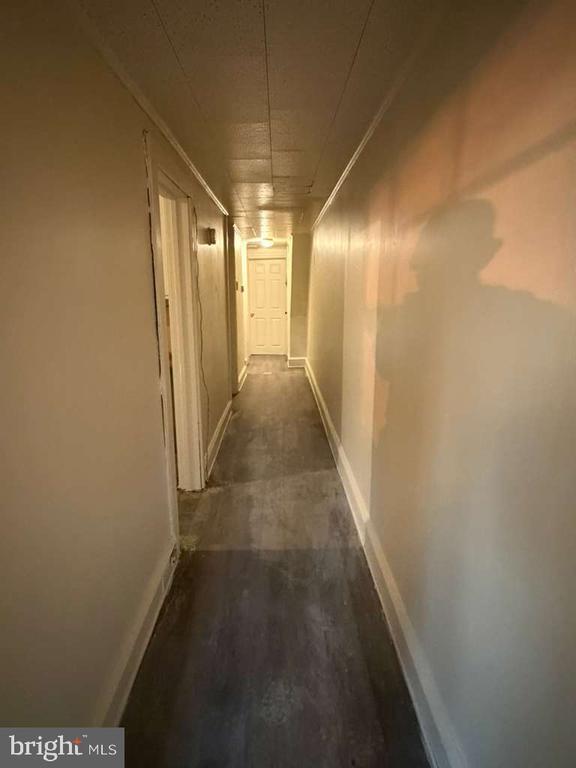 Building Photo - 915 N Delaware St