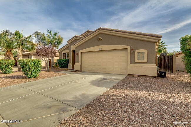 Building Photo - 2057 E Riviera Dr