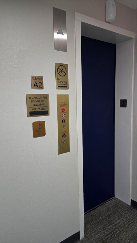 Foto del edificio - 357 N Post Oak Ln