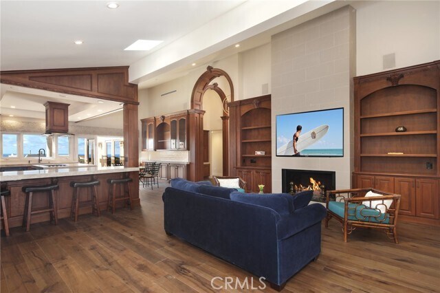Building Photo - 33821 Via Capri Ave