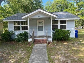 Building Photo - 1714 Ward Cir