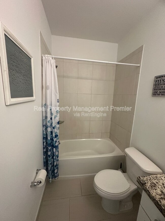 Foto del edificio - 11718 Ct-13