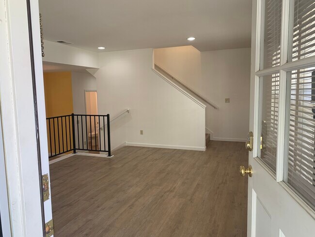 Looking into the home from the front door. - 504 S St