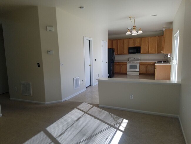 Foto del edificio - Quiet Home, Great Views and Spacious Livin...