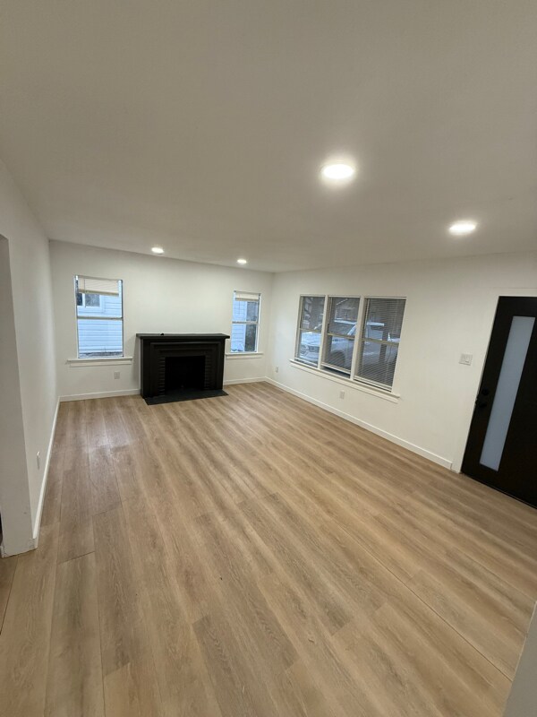 Foto del edificio - 2103 22nd St