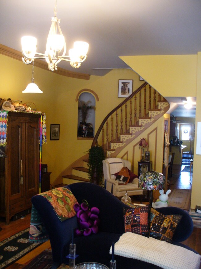 Foto del edificio - 2008 E Baltimore St