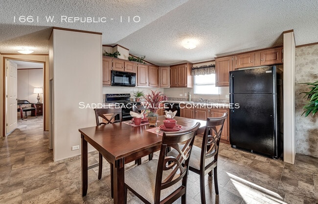 Building Photo - 2 Bedroom 2 Bath $750