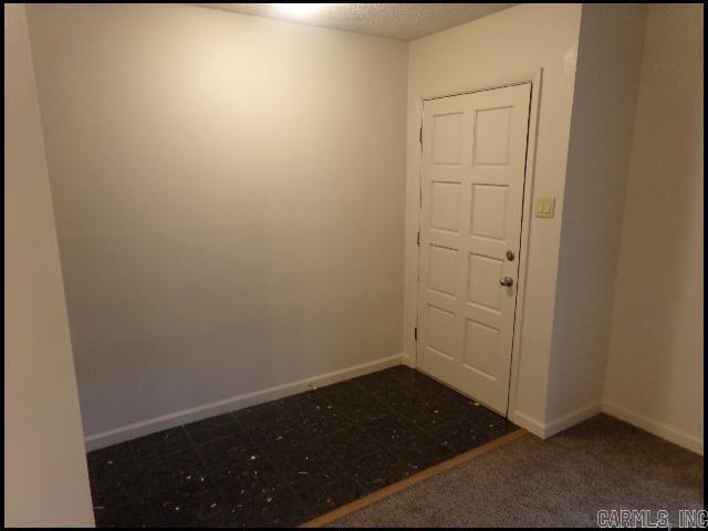 Foto del edificio - 820 N Shackleford Rd