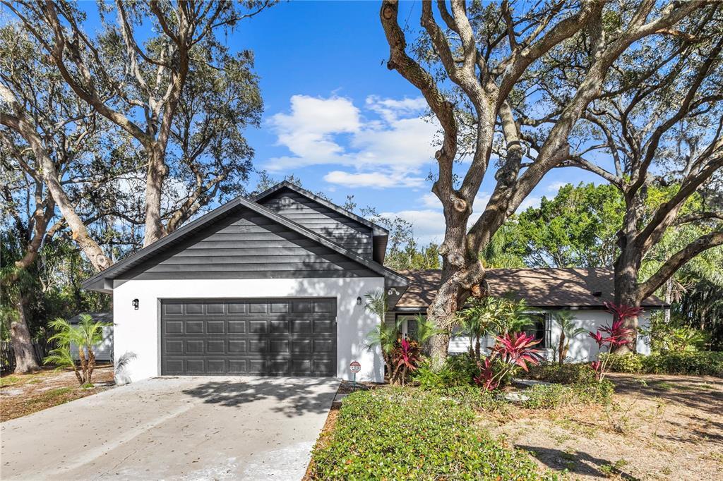 Primary Photo - 5022 Riverwood Cir