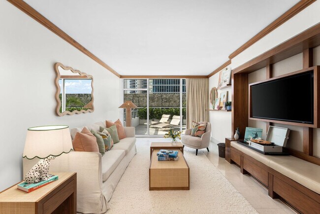 Foto del edificio - 6801 Collins Ave