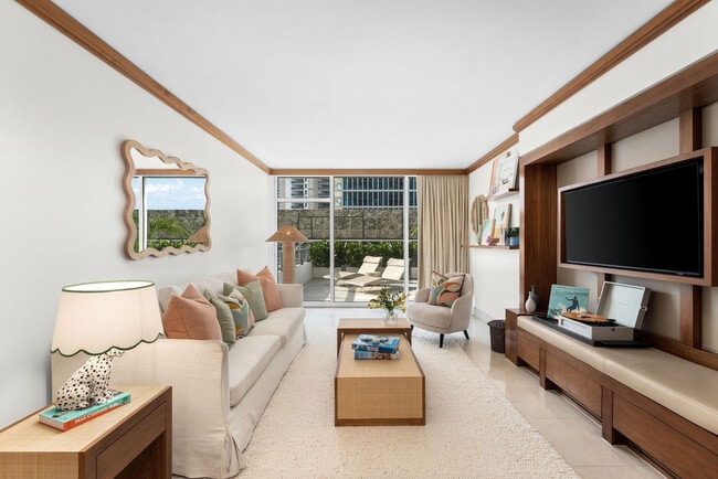 Building Photo - 6801 Collins Ave