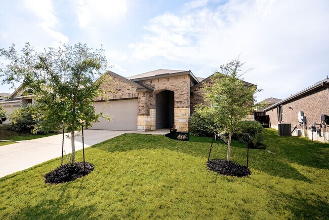Building Photo - State of the Art Amenities - 31673 Nimbus Dr