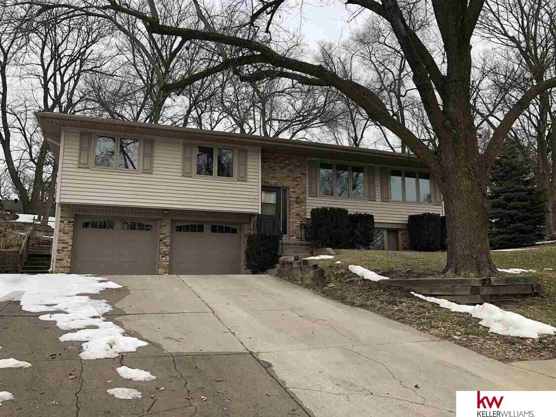 Foto principal - 212 Douglas Dr
