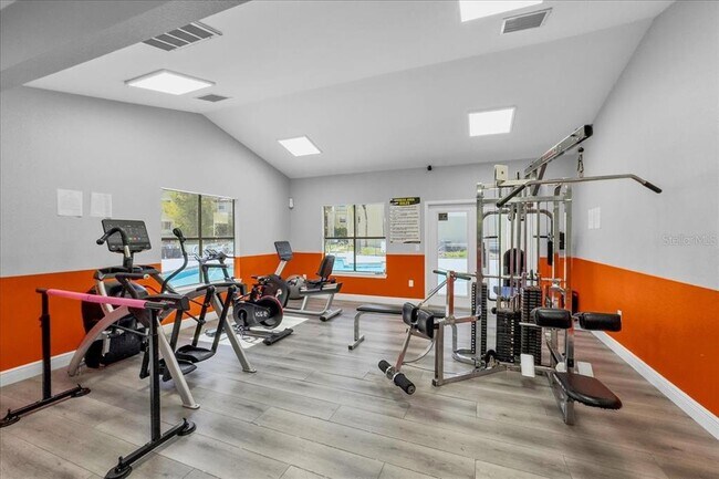Foto del edificio - 3032 Parkway Blvd