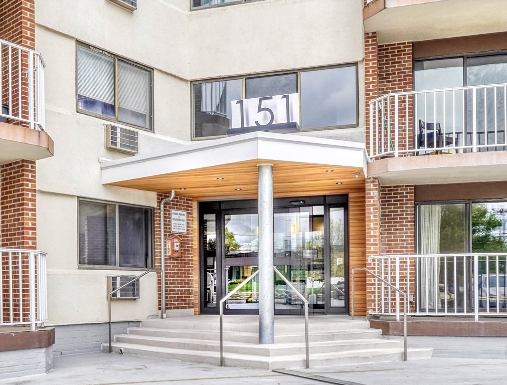 Foto principal - 150 Coolidge Ave