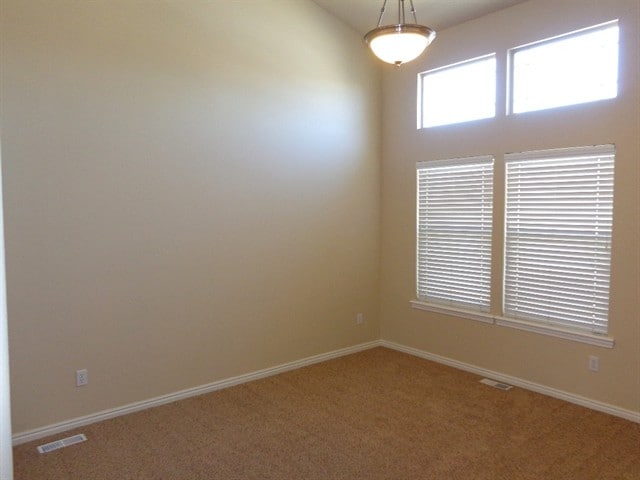 Building Photo - 7418 Ute Dr