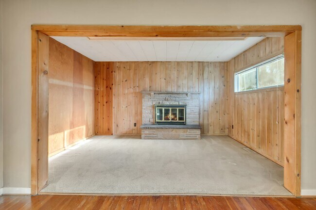 Foto del edificio - Charming 2-Bedroom Home in Steilacoom