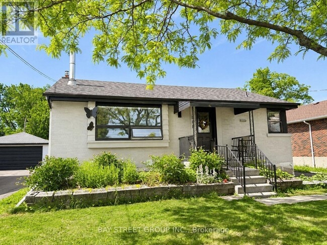 Building Photo - BSMT - 808 TENTH AVENUE