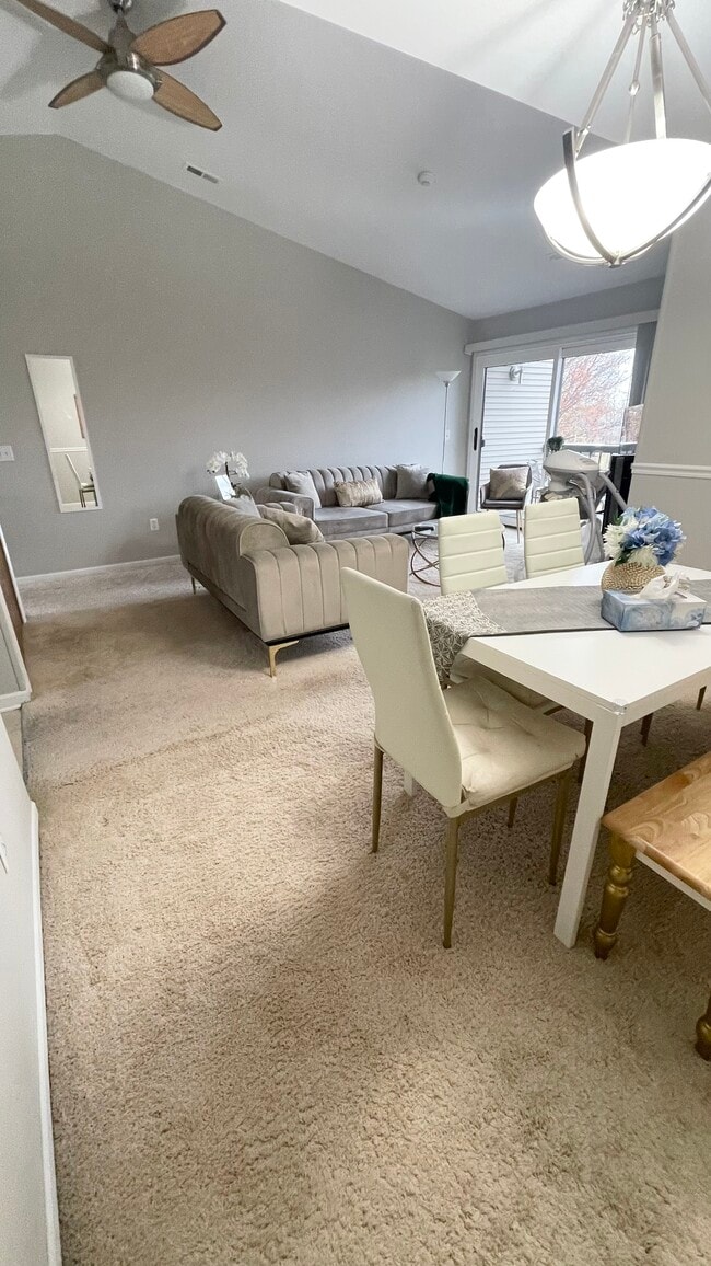 Building Photo - 42532 Lilley Pointe Dr