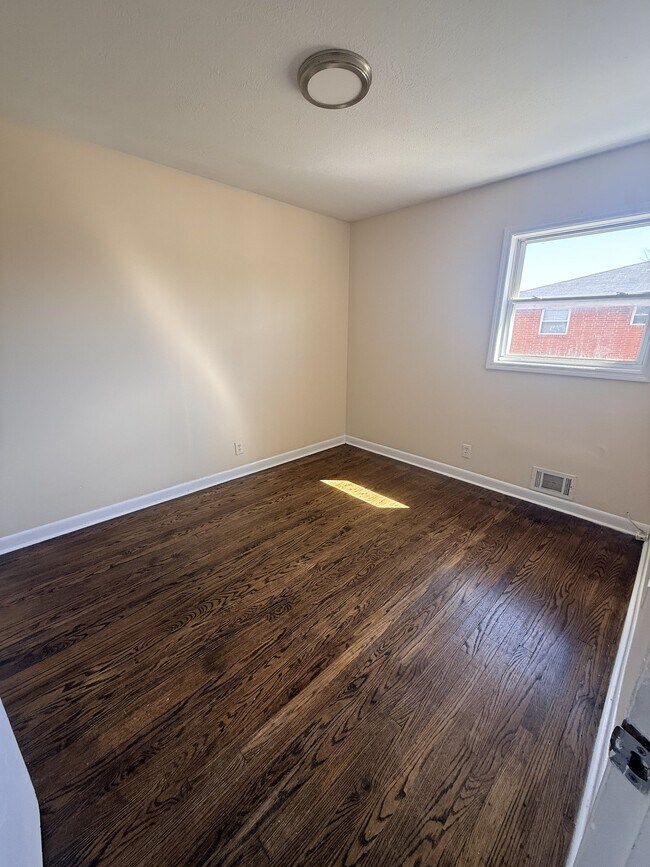 Foto del edificio - 4213 Norene Ln