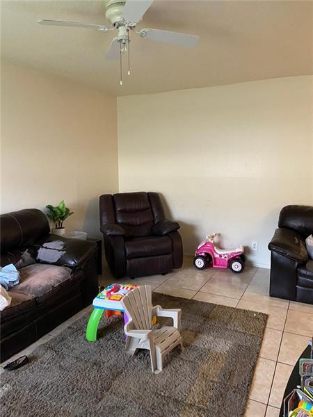 Foto del edificio - 4800 NW 24th Ct