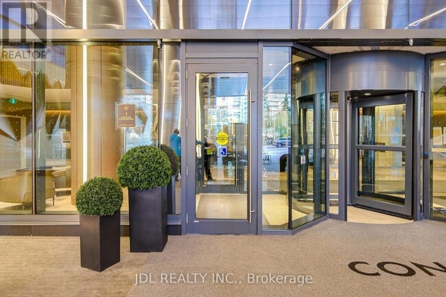 Building Photo - 1 Concord Cityplace Wy