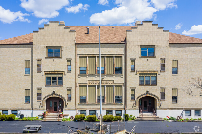 Building Photo - Glassport Garden Apartments