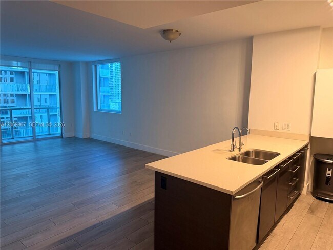 Foto del edificio - 55 SE 6th St